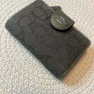 Coach Snap Wallet in Signature Jacquard